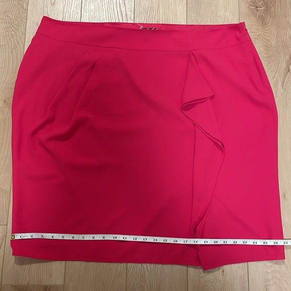 424 Fifth - Lord & Taylor Cascade Ruffle Front Miniskirt, Pink, sz 24W - Picture 10 of 12